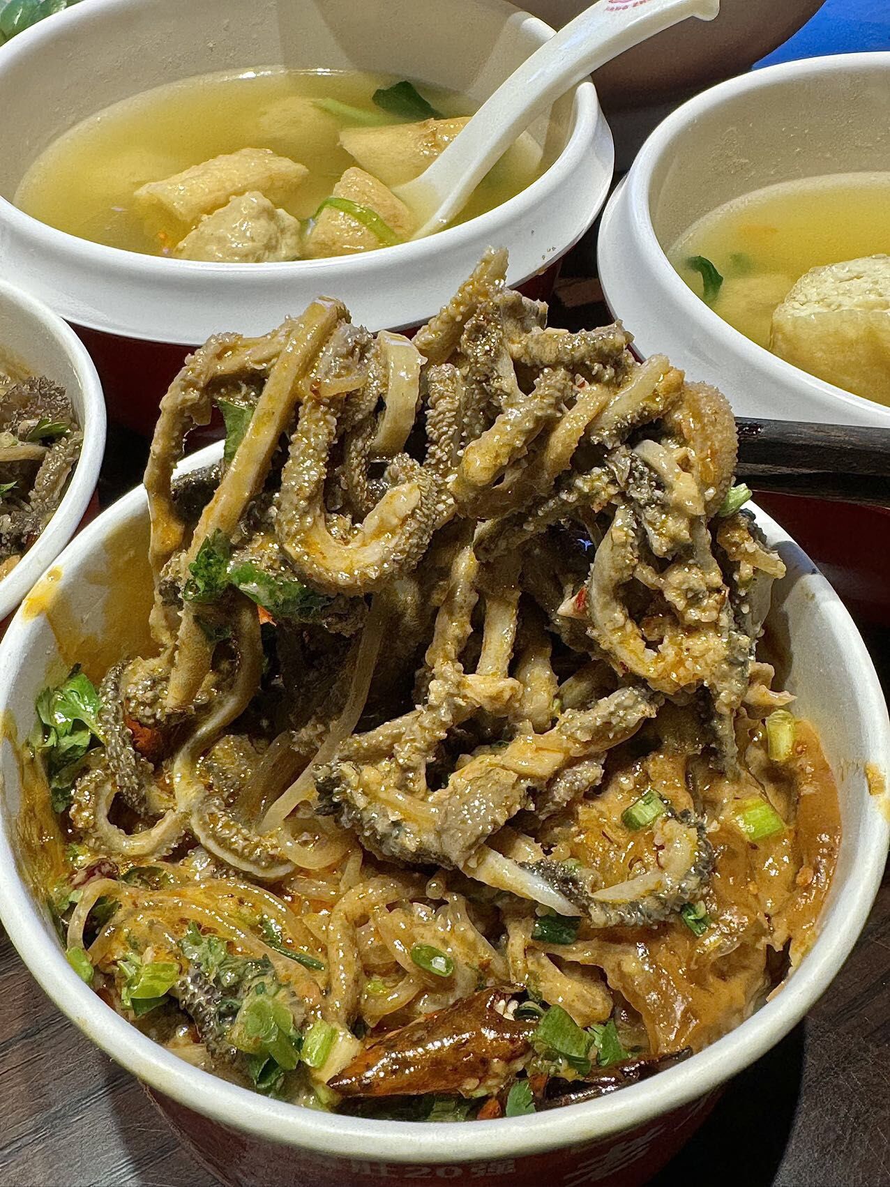 就问一句!谁还没吃过老北京爆肚粉!