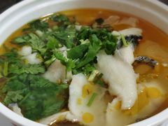酸菜鱼米粉-鑫花溪牛肉米粉(凤凰街创始总店)