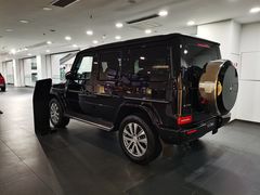 -浙江星杭奔驰4S店(海创园店)