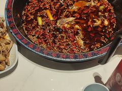 -何师傅美蛙鱼头(汉街店)