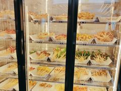 -辣八香新疆孜然串烤火锅(环球港店)