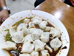酸汤牛肉水饺-回坊马二饺子馆