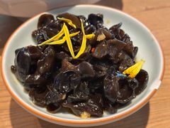 -丫丫厨娘·柠檬鸭(安吉万达店)