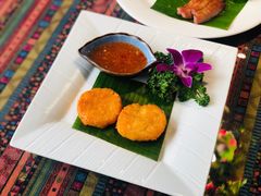 柠檬虾饼-忘忧草融合私房菜(红鼎国际店)