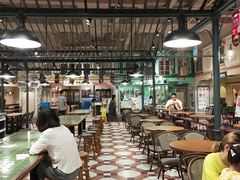 大堂-大食代美食广场(上海中心店)