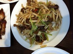 -纯肴大东北(新城北街店)