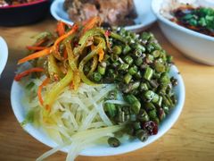 -十一街苍蝇馆子转经消江湖菜(九眼桥十一街店)
