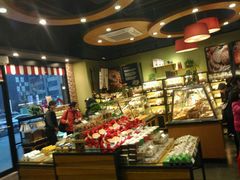 -皇冠幸福里动物奶油生日蛋糕(万达店)
