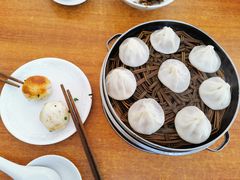 生煎-老字号眼镜子煎包汤包店