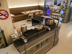 -白仁仔· 活烤海鲜 宵夜(豫园店)