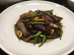 -皇城根·烤鸭·鱼头·家常菜(欧亚大观乐活城店)