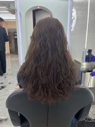 -COMO SALON 烫染可茉发型