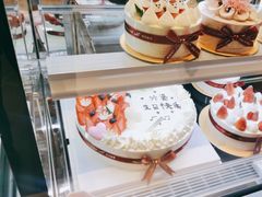 -花花卷卷·鲜食蛋糕(静安久光百货店)