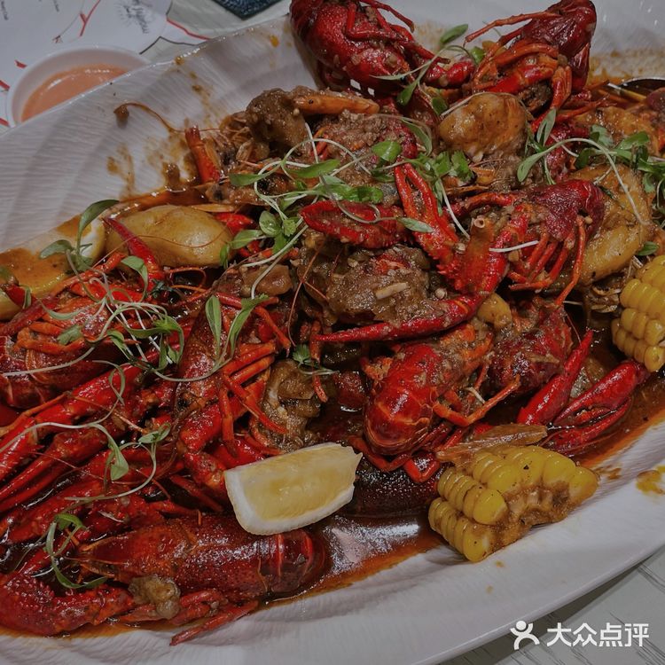 沪上新晋网红｜沪南蟹港闪耀启幕