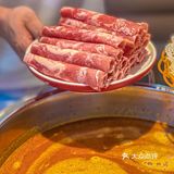 这个一定要趁热吃，表皮脆脆的，馅儿大还有汁水！