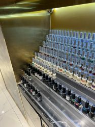 -悦指间美甲美睫