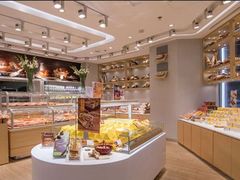 面包甜点陈列柜-好利来(七宝领展广场店)
