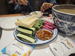 -冰城焰会大丰收铁锅炖(萝岗万达金街店)