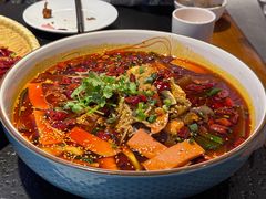 -万重锦·人文川菜馆(骡马市店)