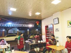 -明红蹄花(糍粑店街店)
