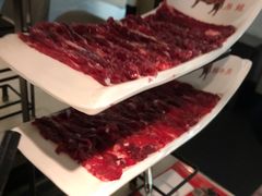 -左庭右院鲜牛肉火锅(浦江欢乐颂店)