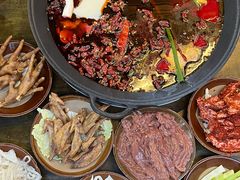 -黄潇洒老火锅(九眼桥宏济巷店)