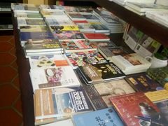 -新华书店(龙头路店)