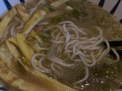 -新盈光·云会所(百丈东路店)