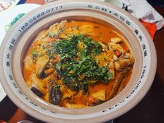 -魏铭鱼头捞饭(晋阳路店)