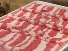 -鲜入唯煮·港式海鲜牛肉火锅(金宝街店)