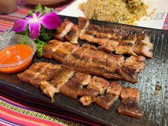 -香巴拉云南餐厅(华莱坞店)