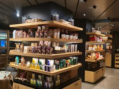 零售区-星巴克臻选(国贸商城首店)