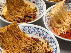 -李与白包子铺(桐梓林店)