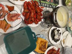 -金马门国际美食百汇(珞喻路店)