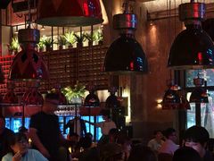 -FOUR PLAY BAR