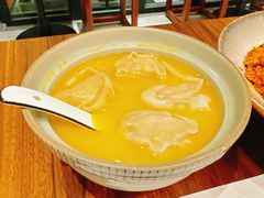 金汤刀鱼馄饨-蟹黄鱼·海派深夜面馆(巨鹿路店)