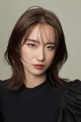 -HAIR CORNER