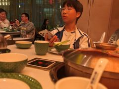 -润园四季椰子鸡火锅(卓越INTOWN店)