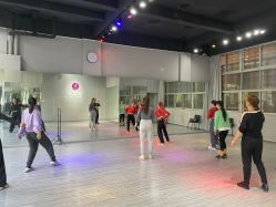 -星秀丽模特T台·舞蹈师资培训中心