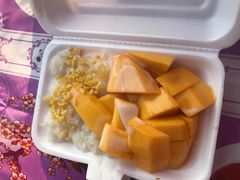 -芒果糯米饭摊子