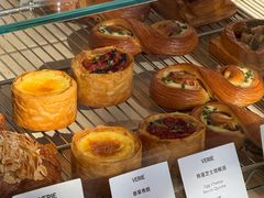 -VERIE BAKEHOUSE