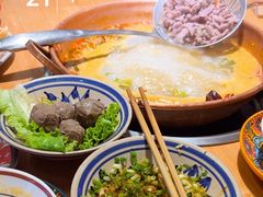 -洱火云南酸菜牛肉火锅(石景山当代商城店)