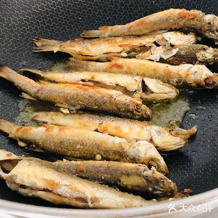 香煎乌头鱼，肉质细腻鲜美！