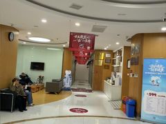 -雅悦齿科(顾村公园店)