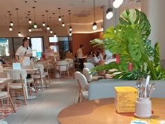 -必胜客(阿罗海店)