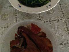 -上海枇杷烤鸭(城乡贸易中心店)