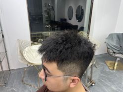 -茶发Salon·烫发染发理发