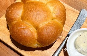 Truffle Butter Bread