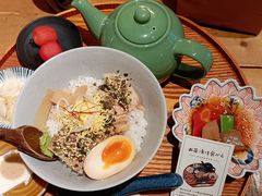-啢啢茶寮(芳华横街店)