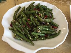 -维吾尔餐厅(宜山路店)